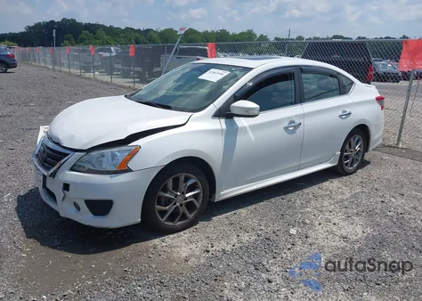 2015 Nissan Sentra Sr z USA, uszkodzony, nr VIN 3N1AB7AP6FY226855